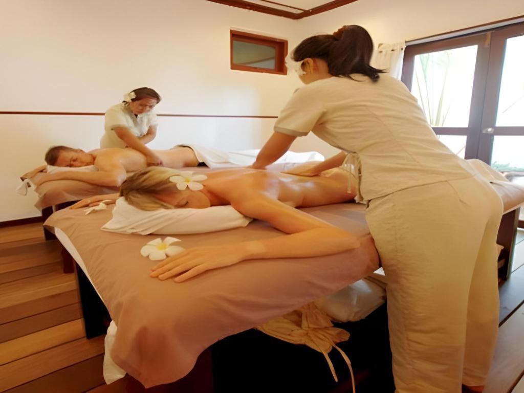 Angaga Island Resort And Spa Esterno foto