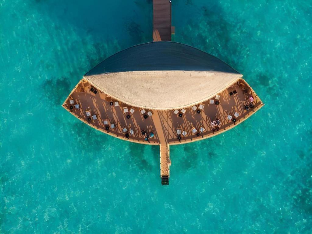 Angaga Island Resort And Spa Esterno foto