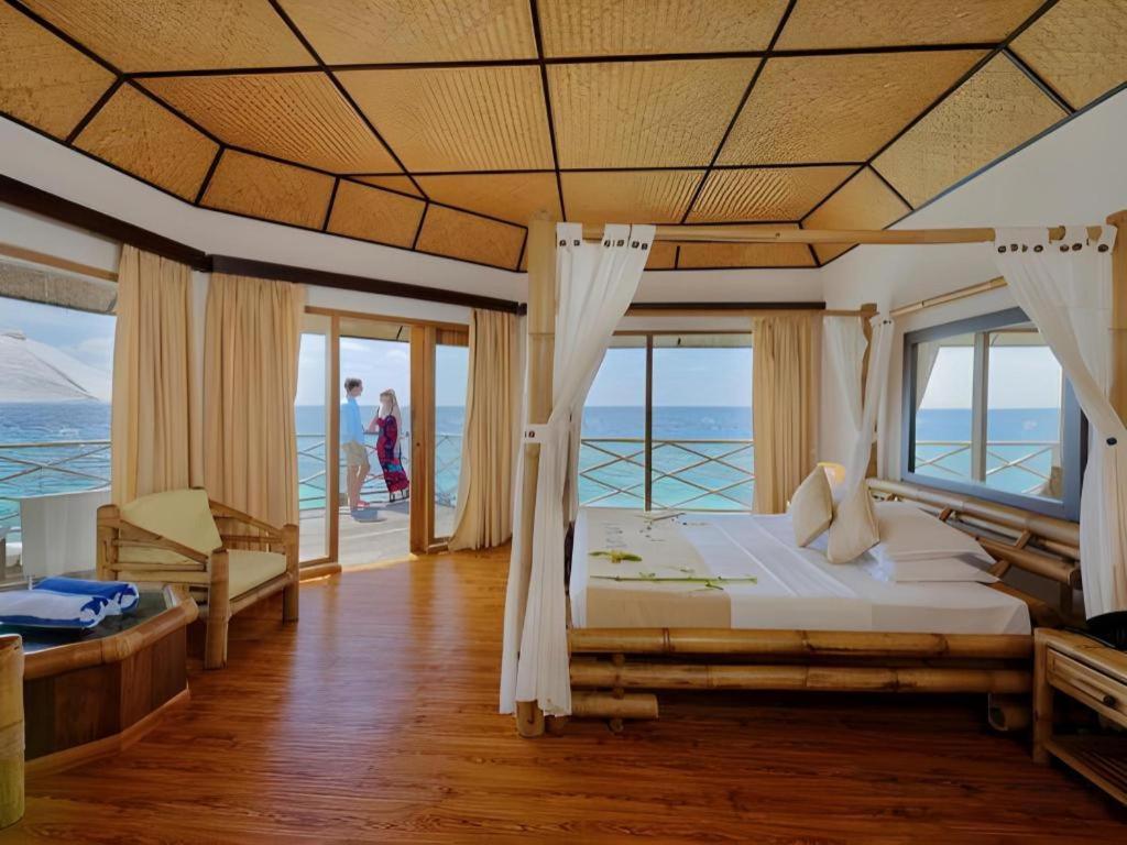 Angaga Island Resort And Spa Esterno foto