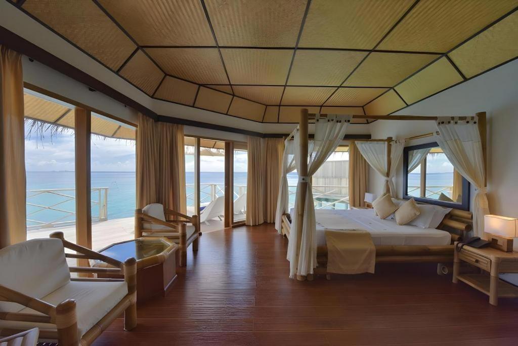 Angaga Island Resort And Spa Esterno foto