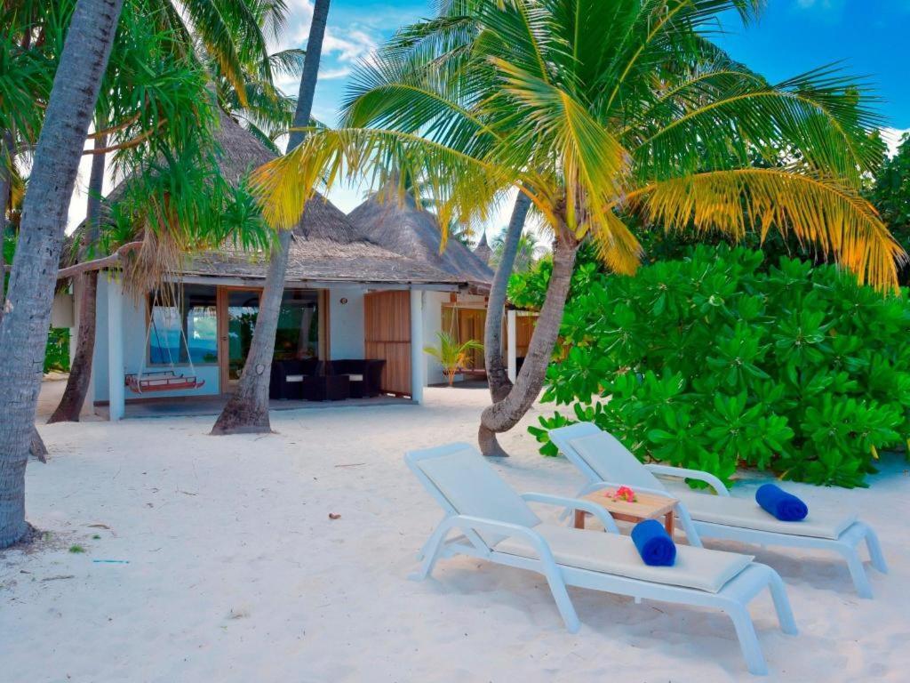 Angaga Island Resort And Spa Esterno foto